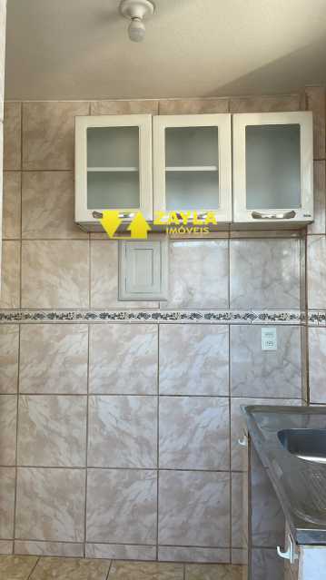 Conheça 08 do imóvel - o de 1 quarto todo reformado em condomínio fechado em Irajá RJ - AP000240 - 8 08 - 8