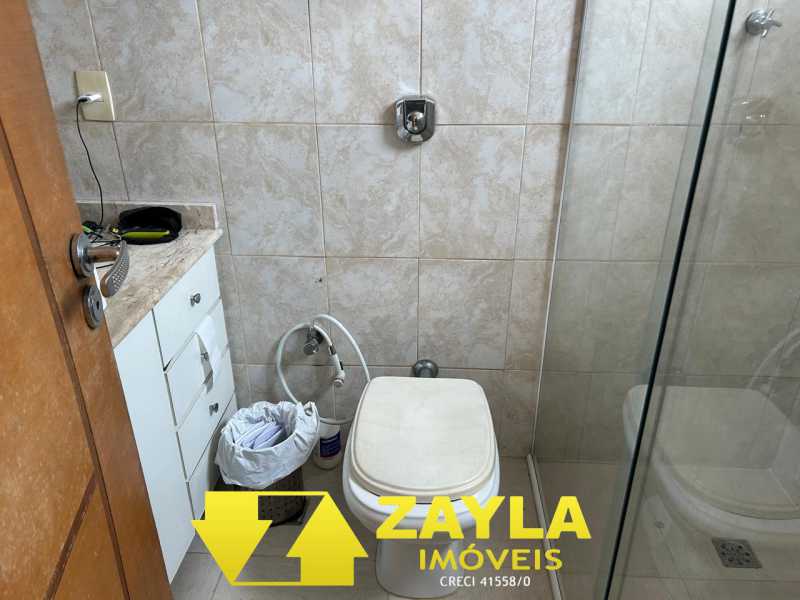Conheça 9 do imóvel - Casa Duplex 3 quartos 3 vagas na garagem piscina à venda no Bairro Araújo - Vista Alegre - CN00143 - 11 9 - 11