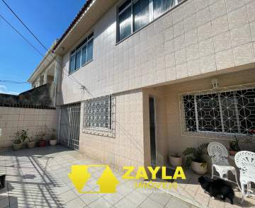 Condomínio Bairro Araújo - BAIRRO ARAÚJO - Excelente Casa Duplex 7 quartos 3 vagas na garagem à venda no Bairro Araújo - Vista Alegre, RJ - CNC00077