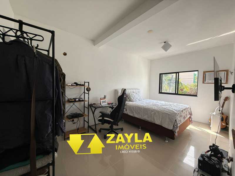 Conheça 08 do imóvel - EXCELENTE CASA NO CONDOMÍNIO VALE DAS ACÁCIAS EM VILA VALQUEIRE RJ - CNC00084 - 8 08 - 8