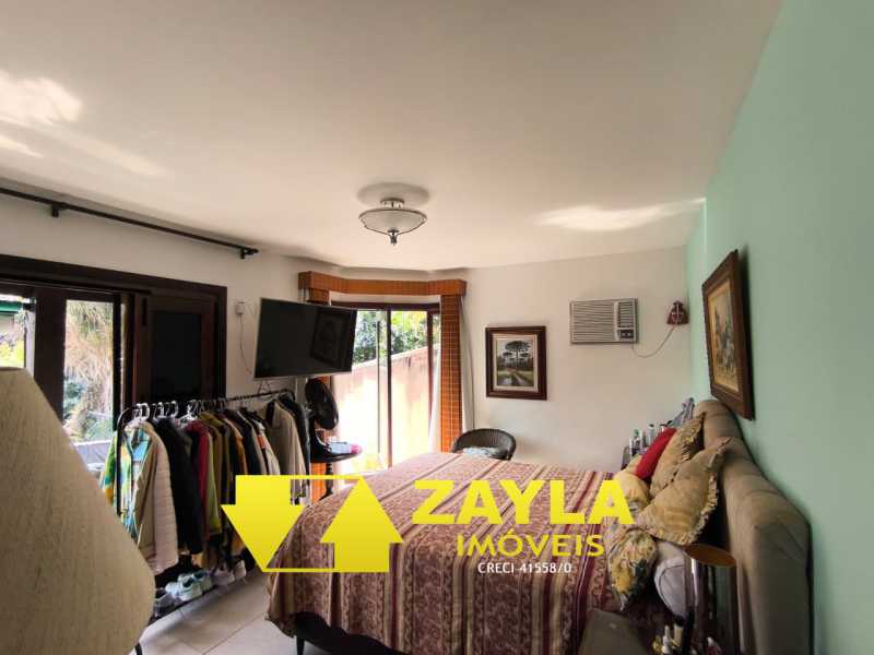 Conheça 11 do imóvel - Casa duplex 3 quartos sendo 1 suíte Piscina 5 vagas na garagem à venda em Jacarepaguá - Rio de Janeiro, RJ - CNC00089 - 11 11 - 11