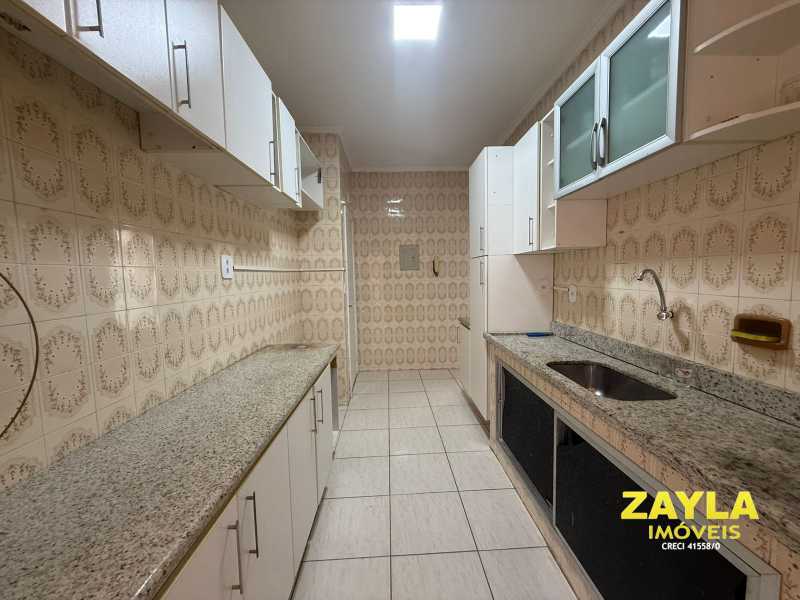 Conheça 13. do imóvel - Excelente Oportunidade!! Amplissimo apartamento em Vista Alegre! - APC00630 - 13 13. - 13
