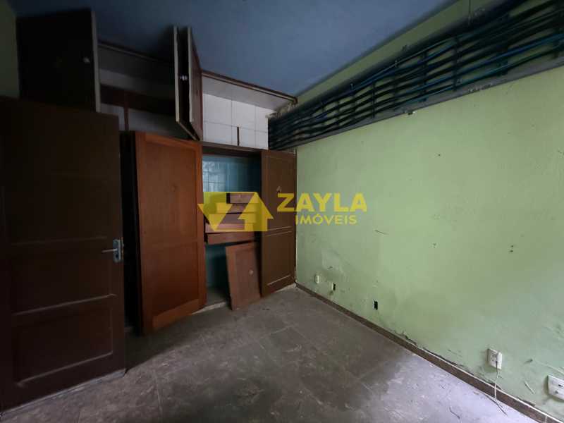 Conheça 16 do imóvel - GRANDE OPORTUNIDADE EM IRAJA, CASA 280M², 9 QTS SENDO UM SUITE, 2 SALAS, COPA COZINHA, BANHEIROS E VAGA DE GARAGEM!! AGENDE SUA VISITA! - CAC00184 - 17 16 - 17
