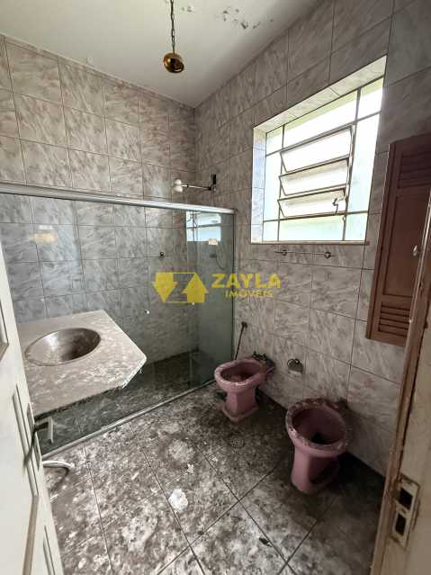 Conheça 24 do imóvel - GRANDE OPORTUNIDADE EM IRAJA, CASA 280M², 9 QTS SENDO UM SUITE, 2 SALAS, COPA COZINHA, BANHEIROS E VAGA DE GARAGEM!! AGENDE SUA VISITA! - CAC00184 - 24 24 - 24