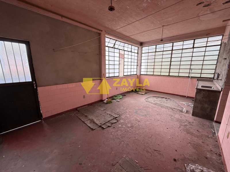 Conheça 26 do imóvel - GRANDE OPORTUNIDADE EM IRAJA, CASA 280M², 9 QTS SENDO UM SUITE, 2 SALAS, COPA COZINHA, BANHEIROS E VAGA DE GARAGEM!! AGENDE SUA VISITA! - CAC00184 - 26 26 - 26