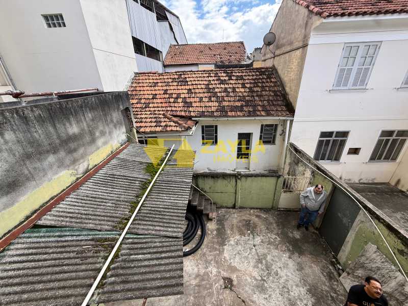 Conheça 28 do imóvel - GRANDE OPORTUNIDADE EM IRAJA, CASA 280M², 9 QTS SENDO UM SUITE, 2 SALAS, COPA COZINHA, BANHEIROS E VAGA DE GARAGEM!! AGENDE SUA VISITA! - CAC00184 - 28 28 - 28