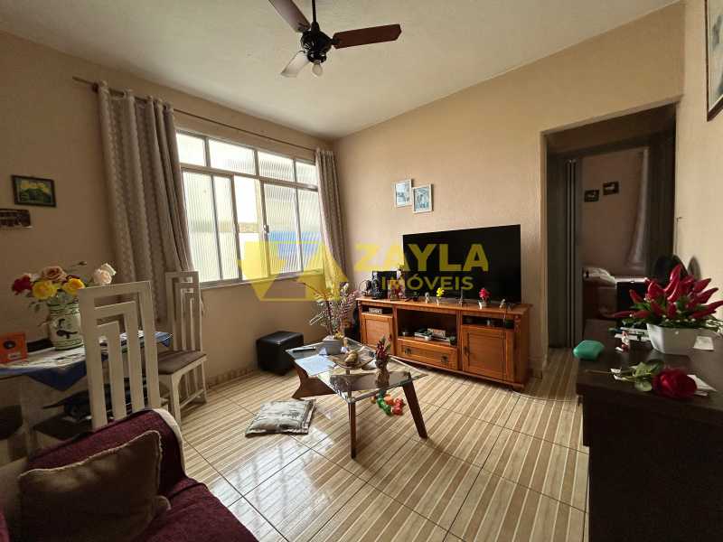 Conheça 06 do imóvel - GRANDE OPORTUNIDADE EM IRAJÁ! APARTAMENTO 2 QUARTOS , SALA , COZINHA COM 1 VAGA NA GARAGEM! - APC00682 - 5 06 - 5