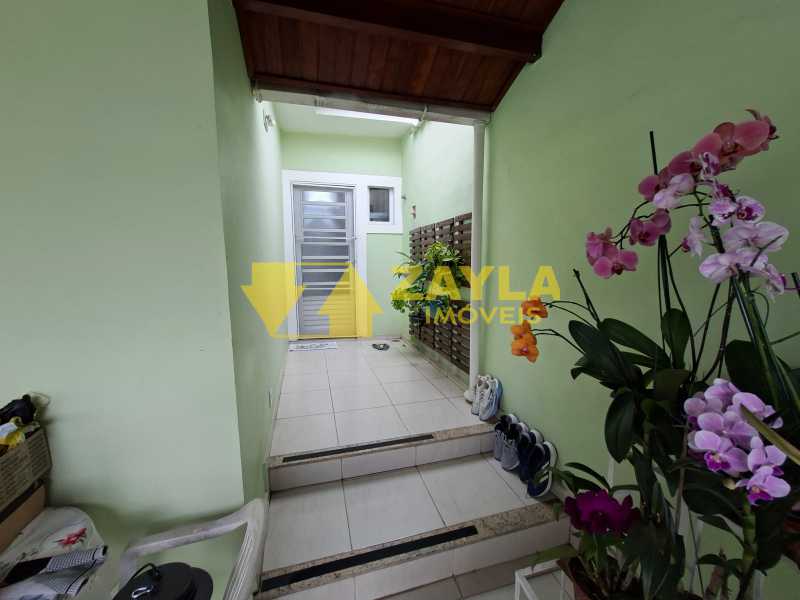 Conheça 20 do imóvel - Casa 3 quartos sendo 1 suíte Piscina Vaga de garagem à venda em Irajá - Rio de janeiro, RJ - CA01266 - 20 20 - 20