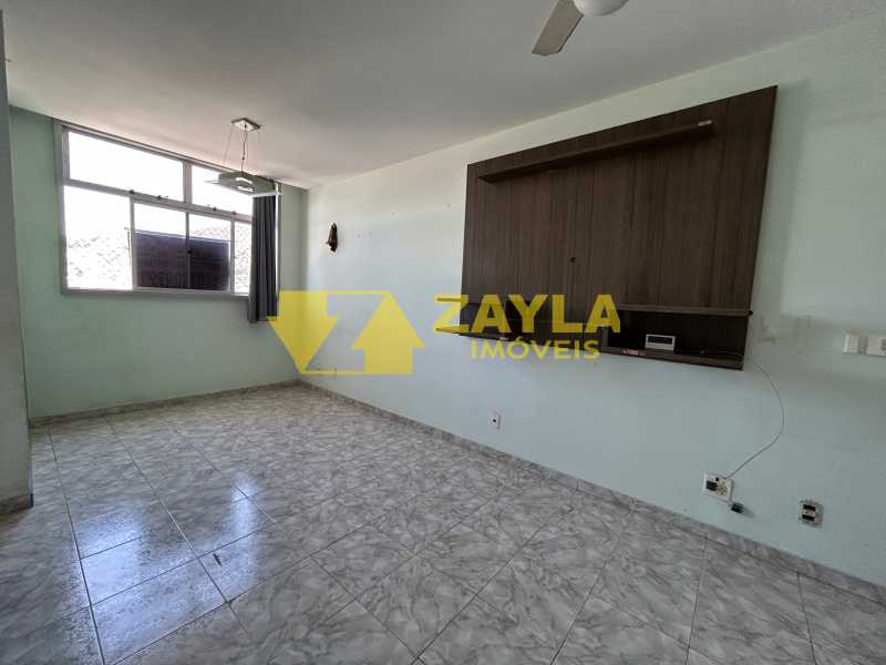 Conheça 07 do imóvel - EXCELENTE OPORTUNIDADE EM VICENTE DE CARVALHO !! CONDOMÍNIO COM INFRAESTRUTURA, 2 QTS, 1 VAGA , DE FRENTE PARA O BRT E METRO, PRÓXIMO AO CARIOCA SHOPPING! MARQUE SUA VISITA! - APC00684 - 7 07 - 7