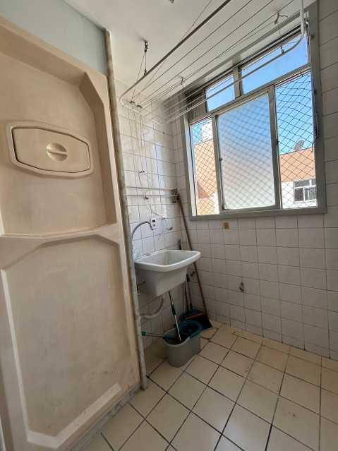 Conheça 20 do imóvel - EXCELENTE OPORTUNIDADE EM VICENTE DE CARVALHO !! CONDOMÍNIO COM INFRAESTRUTURA, 2 QTS, 1 VAGA , DE FRENTE PARA O BRT E METRO, PRÓXIMO AO CARIOCA SHOPPING! MARQUE SUA VISITA! - APC00684 - 20 20 - 20