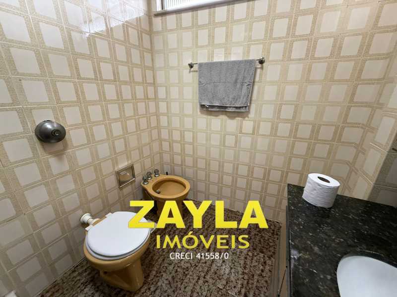 Conheça WhatsApp Image 2026-01-21 at 1 do imóvel - Ótima oportunidade no Bairro Araujo!! Apartamento de 2 qts, sala,banheiro, cozinha, área de serviço, dependencia revertida em Closet, varanda e uma Vaga!! Agende sua Visita!! - AP01395 - 18 WhatsApp Image 2026-01-21 at 1 - 18