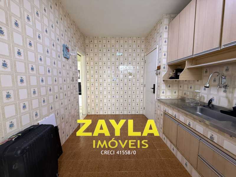 Conheça WhatsApp Image 2026-01-21 at 1 do imóvel - Ótima oportunidade no Bairro Araujo!! Apartamento de 2 qts, sala,banheiro, cozinha, área de serviço, dependencia revertida em Closet, varanda e uma Vaga!! Agende sua Visita!! - AP01395 - 19 WhatsApp Image 2026-01-21 at 1 - 19
