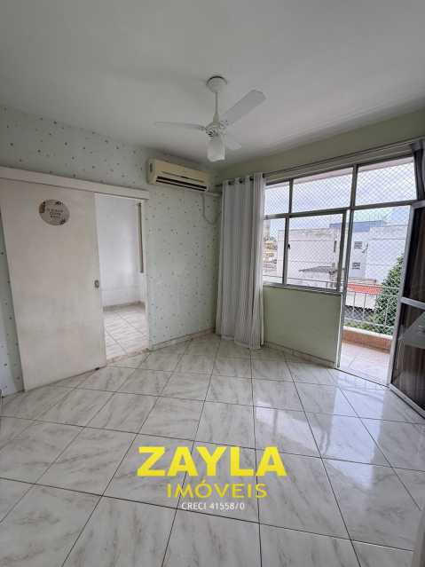 Conheça WhatsApp Image 2026-01-21 at 1 do imóvel - Ótima oportunidade no Bairro Araujo!! Apartamento de 2 qts, sala,banheiro, cozinha, área de serviço, dependencia revertida em Closet, varanda e uma Vaga!! Agende sua Visita!! - AP01395 - 21 WhatsApp Image 2026-01-21 at 1 - 21