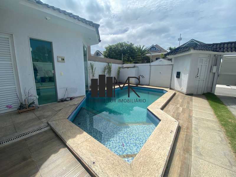 Conheça Piscina do imóvel - Casa em Condomínio à venda Avenida Aldemir Martins, Recreio dos Bandeirantes, Rio de Janeiro - R$ 2.800.000 - RM20 - 2 Piscina - 2