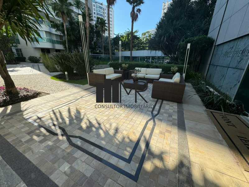 Conheça 17d0637f-f5f8-4a94-b47e-2ccb90 do imóvel - Cobertura à venda Avenida dos Flamboyants, Barra da Tijuca, Rio de Janeiro - R$ 6.650.000 - M98694 - 22 17d0637f-f5f8-4a94-b47e-2ccb90 - 22