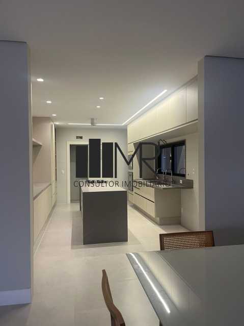 Conheça 11 do imóvel - Casa Térrea à Venda - 5 suítes - Barra da Tijuca - 450 m² com Piscina, Sauna e Churrasqueira - An31574 - 11 11 - 11