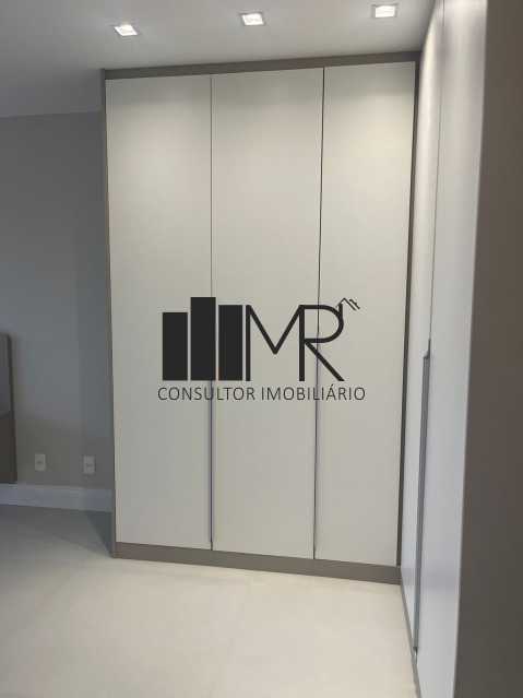 Conheça 27 do imóvel - Casa Térrea à Venda - 5 suítes - Barra da Tijuca - 450 m² com Piscina, Sauna e Churrasqueira - An31574 - 27 27 - 27