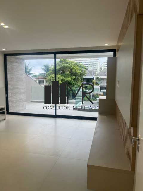 Conheça 28 do imóvel - Casa Térrea à Venda - 5 suítes - Barra da Tijuca - 450 m² com Piscina, Sauna e Churrasqueira - An31574 - 28 28 - 28