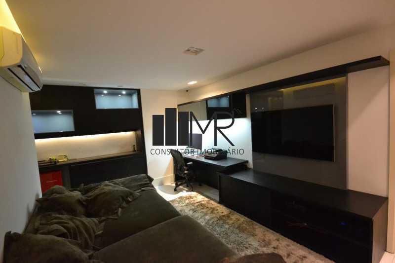 Conheça 14 do imóvel - Cobertura Duplex à Venda - 4 dormitórios (3 suítes) - Barra da Tijuca - 364 m² com Piscina e Churrasqueira Privativas - AN3167 - 14 14 - 14