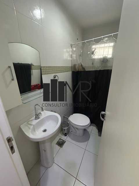 Conheça 17 do imóvel - Casa em Condomínio à Venda - 3 dormitórios (1 suíte) - Anil - 98 m² com Vista Livre e Sol da Manhã - R652147 - 17 17 - 17