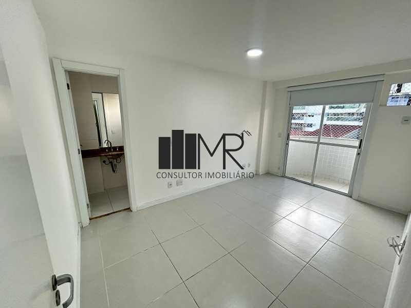 Conheça 11 do imóvel - Apartamento de Alto Padrão à Venda - 4 dormitórios (1 suíte) - Anil - 130 m² com Varanda e Sala Ampla - R457187 - 11 11 - 11