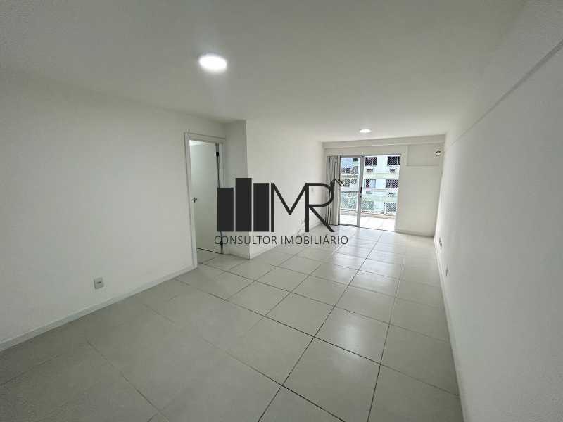 Conheça 21 do imóvel - Apartamento de Alto Padrão à Venda - 4 dormitórios (1 suíte) - Anil - 130 m² com Varanda e Sala Ampla - R457187 - 21 21 - 21
