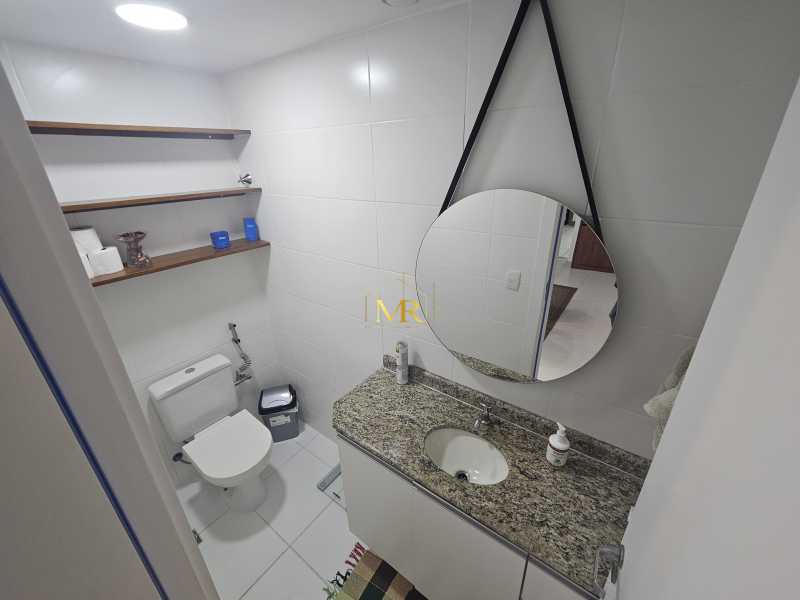Conheça 6 do imóvel - Apartamento à Venda - 3 Dormitórios (1 Suíte) - Anil - 125 m² com Varanda, Dependência e 2 Vagas - RB100982 - 6 6 - 6