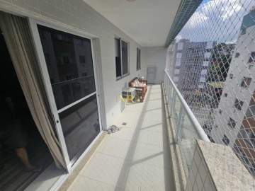 Apartamento à Venda - 3 Dormitórios (1 Suíte) - Anil - 125 m² com Varanda, Dependência e 2 Vagas - RB100982