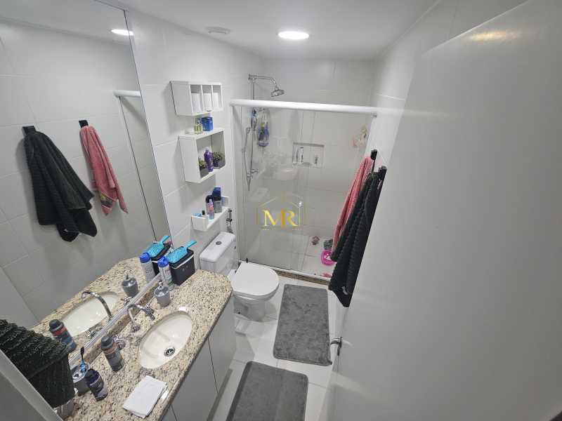 Conheça 30 do imóvel - Apartamento à Venda - 3 Dormitórios (1 Suíte) - Anil - 125 m² com Varanda, Dependência e 2 Vagas - RB100982 - 30 30 - 30