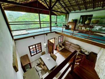 Casa Duplex à Venda - 3 Dormitórios (1 Suíte) - Jacarepaguá - 300 m² com Sala Ampla e Vista Livre - I32147