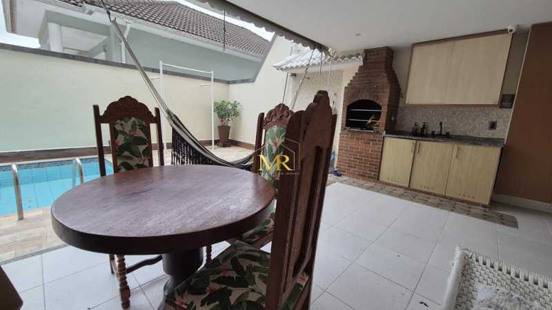 Conheça 4 do imóvel - Casa Triplex à Venda - 4 Suítes - Anil - 613 m² com Piscina, Varandão e Vista Livre - DM123 - 4 4 - 4