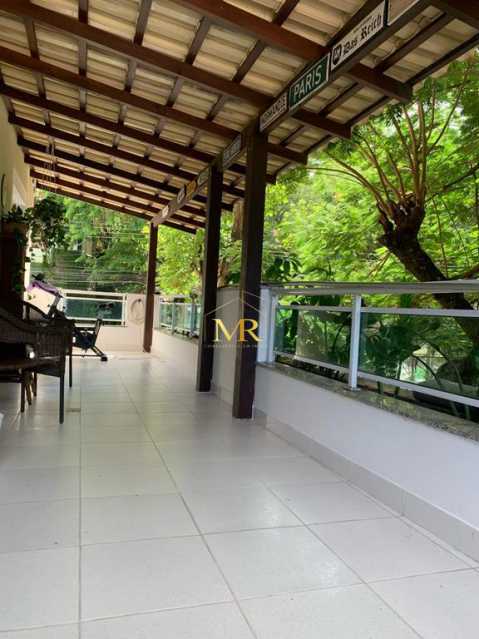Conheça 20 do imóvel - Casa Triplex à Venda - 4 Suítes - Anil - 613 m² com Piscina, Varandão e Vista Livre - DM123 - 20 20 - 20