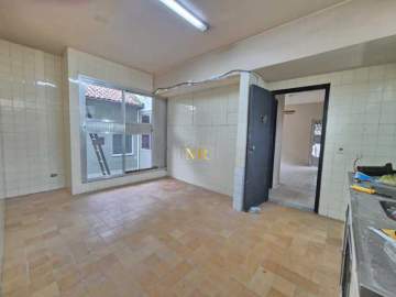 Casa de Rua à Venda - 4 Dormitórios (1 Suíte) - Freguesia - 468 m² com Piscina e Edícula Independente - DM131