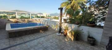 Casa Triplex à Venda - 4 Dormitórios (3 Suítes) - Taquara - 169 m² com Piscina, Área Gourmet e Vista Livre - DM133