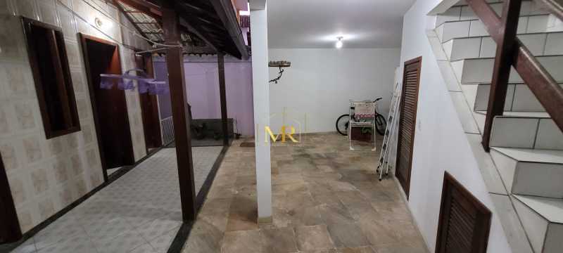 Conheça 5 do imóvel - Casa Duplex à Venda - 4 Dormitórios (3 Suítes) - Anil - 216 m² com Piscina, Churrasqueira e Vista Livre no Bosque do Esquilos - DM140 - 5 5 - 5