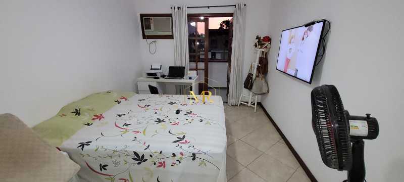 Conheça 27 do imóvel - Casa Duplex à Venda - 4 Dormitórios (3 Suítes) - Anil - 216 m² com Piscina, Churrasqueira e Vista Livre no Bosque do Esquilos - DM140 - 27 27 - 27