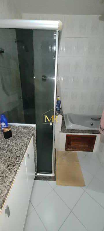 Conheça 28 do imóvel - Casa Duplex à Venda - 4 Dormitórios (3 Suítes) - Anil - 216 m² com Piscina, Churrasqueira e Vista Livre no Bosque do Esquilos - DM140 - 28 28 - 28