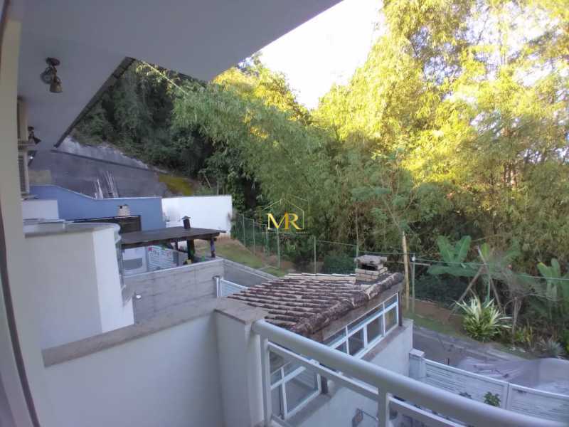 Conheça 14 do imóvel - Casa Duplex à Venda - 3 Dormitórios (1 Suíte) - Jacarepaguá - 120 m² com Varanda Gourmet e Churrasqueira - DM144 - 14 14 - 14