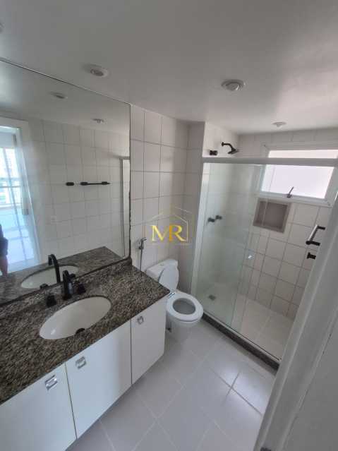 Conheça WhatsApp Image 2026-10-09 at 2 do imóvel - Cobertura Duplex à Venda - 3 Quartos - Barra da Tijuca - 200 m² com Vista Livre no Lê Parc Residencial - R8907 - 13 WhatsApp Image 2026-10-09 at 2 - 13