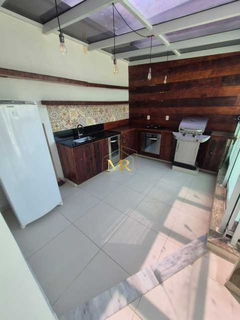 Conheça WhatsApp Image 2026-10-09 at 2 do imóvel - Cobertura Duplex à Venda - 3 Quartos - Barra da Tijuca - 200 m² com Vista Livre no Lê Parc Residencial - R8907 - 18 WhatsApp Image 2026-10-09 at 2 - 18