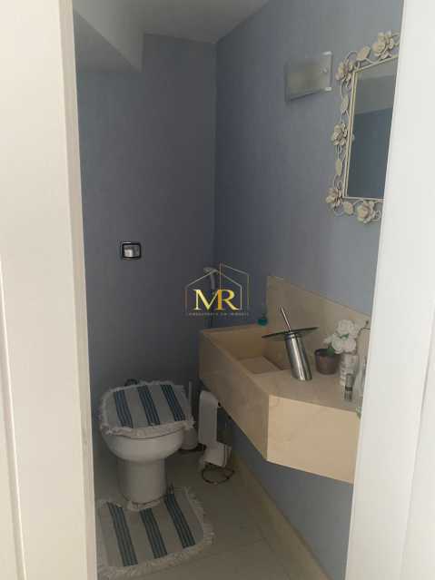 Conheça 7 do imóvel - Casa Triplex à Venda - 5 Dormitórios (4 Suítes) - Riviera del Sol - 231 m² com Piscina e Área Gourmet - R003 - 7 7 - 7