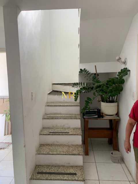 Conheça 11 do imóvel - Casa em Condomínio à Venda - 4 Dormitórios (1 Suíte) - Vargem Grande - 112 m² com Quintal no Planície do Araguaia - RG000 - 11 11 - 11