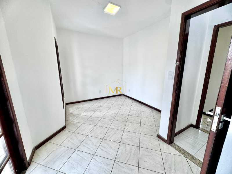 Conheça 29 3 Quarto 2 Andar do imóvel - Casa duplex à venda no Condomínio Rancho Itaúna, na Rua Lagoa Bonita, em Vargem Grande. - DM260 - 19 29 3 Quarto 2 Andar - 19