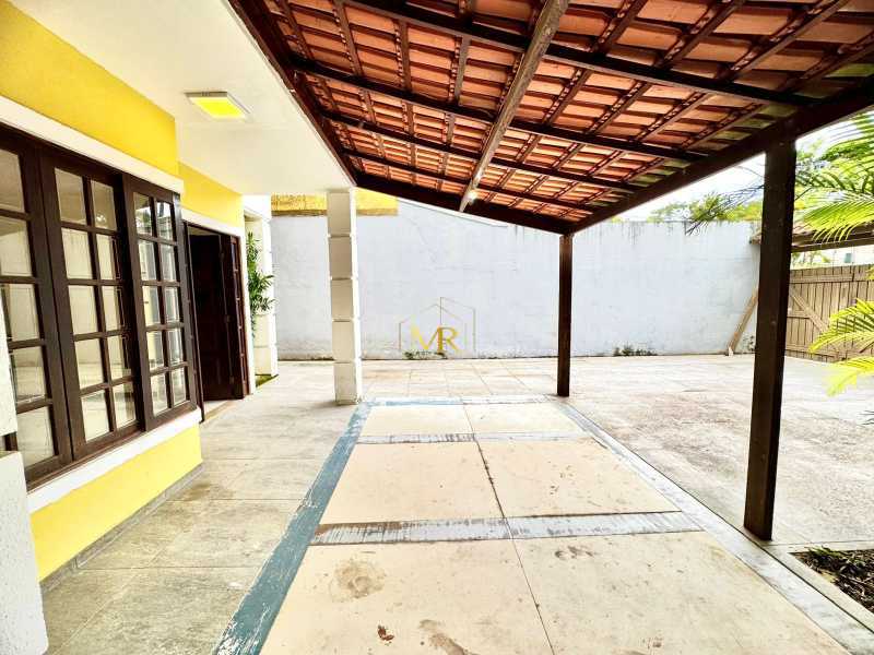 Conheça 41 Área Gourmet do imóvel - Casa duplex à venda no Condomínio Rancho Itaúna, na Rua Lagoa Bonita, em Vargem Grande. - DM260 - 27 41 Área Gourmet - 27