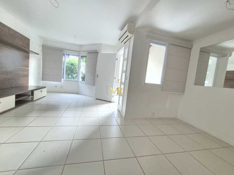 Conheça 20260929_171006 do imóvel - CASA PARA VENDA EM CONDOMÍNIO COM TOTAL INFRAESTRUTURA NA FREGUESIA - 3 QUARTOS, 1 SUÍTE - Condomínio Del Monte - DM264 - 2 20260929_171006 - 2