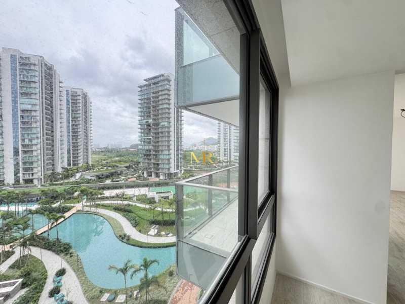Conheça WhatsApp Image 2026-10-08 at 1 do imóvel - Apartamento à venda Avenida Ermanno Dallari, Barra da Tijuca, Rio de Janeiro - R$ 3.900.000 - M0028 - 10 WhatsApp Image 2026-10-08 at 1 - 10