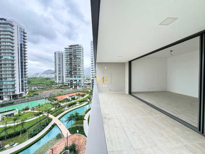 Conheça WhatsApp Image 2026-10-08 at 1 do imóvel - Apartamento à venda Avenida Ermanno Dallari, Barra da Tijuca, Rio de Janeiro - R$ 3.900.000 - M0028 - 11 WhatsApp Image 2026-10-08 at 1 - 11