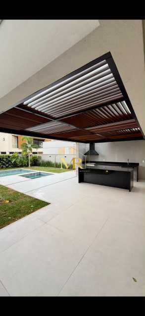 Conheça WhatsApp Image 2026-10-14 at 1 do imóvel - Casa em Condomínio à venda Rua Pedro Teixeira, Barra da Tijuca, Rio de Janeiro - R$ 13.500.000 - M0030 - 18 WhatsApp Image 2026-10-14 at 1 - 18