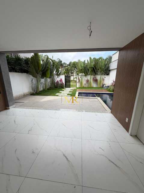 Conheça WhatsApp Image 2026-10-09 at 2 do imóvel - Casa em Condomínio à venda Estrada Vereador Alceu de Carvalho, Recreio dos Bandeirantes, Rio de Janeiro - R$ 3.980.000 - R0100 - 24 WhatsApp Image 2026-10-09 at 2 - 24