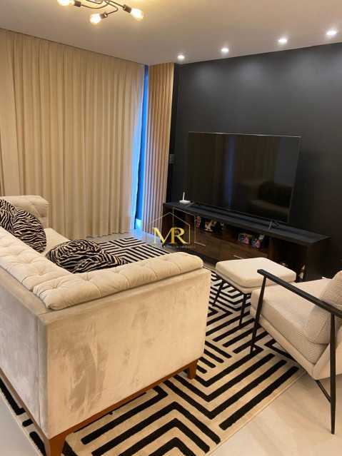Conheça WhatsApp Image 2026-10-16 at 1 do imóvel - Casa em Condomínio à venda Estrada Vereador Alceu de Carvalho, Vargem Grande, Rio de Janeiro - R$ 4.600.000 - R0103 - 22 WhatsApp Image 2026-10-16 at 1 - 22